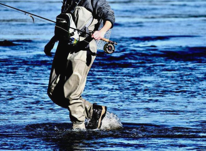 Kamizelka techniczna STREET FISHING TechVest – wygodna kamizelka zapinana na klamrę
